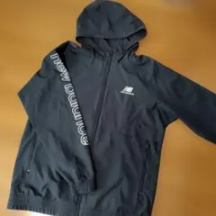 New Balance　ウィンドブレーカー　Мサイズ