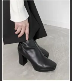 ストレッチ チャンキーヒールショートブーツ　ランダ　RANDA ブラック