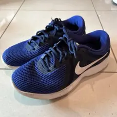Nike Revolution 4 ブルー　スニーカー
