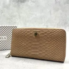 トッカ新品ベージュ PILA LONG WALLET 長財布 / ラウンド長財布 - メルカリ