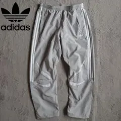 新品 アディダスオリジナルス トラックパンツ グレー ホワイト XL 刺繍