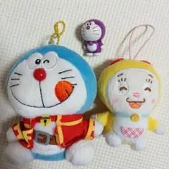 ドラえもん　ぬいぐるみキーホルダー