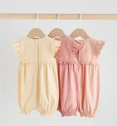 NEXT イギリス刺繍 ベビーロンパース 3枚組のサムネイル