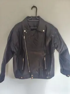 Item thumbnail for item 803ecb0e-de21-4a1a-bbcf-ddebea5e542a