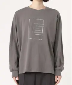 【新品未使用】箔プリント ロングTシャツ