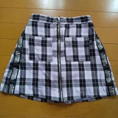 【値下げ】140(S) ラブトキシック スカート チェック