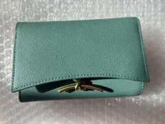 CHARLES & KEITH 三つ折り財布　グリーン