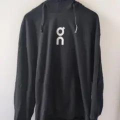 On パーカー ブラック