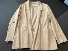 ベージュ テーラードジャケット