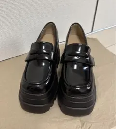NICE CLAUP トリプルソールローファー ブラック Sサイズ 【美品】のサムネイル