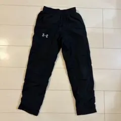 美品　Under Armour 黒 ロングパンツ 130 アンダーアーマー