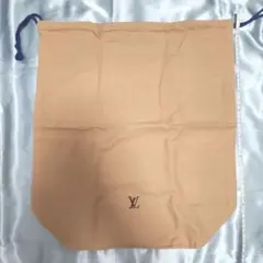 ルイヴィトン 巾着のサムネイル