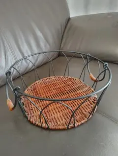 円形金属籐バスケット