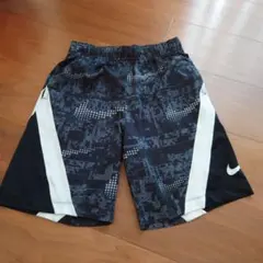 Item thumbnail for item 5290aa1f-66ba-41b9-88ec-5a945a0c61f3