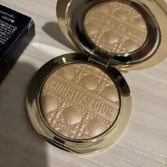 2026年最新】dior ルミナイザー 001の人気アイテム - メルカリ