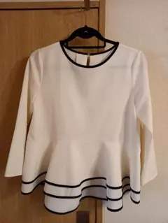 ペプラム長袖トップス Sサイズ