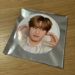 INI 許豊凡 フェンファン XQUARE ドーム 缶バッジ