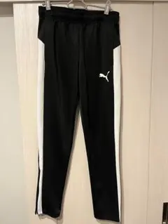 Puma ブラック トラックパンツ