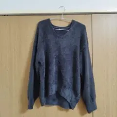 ダークグレー Vネック ニット 長袖