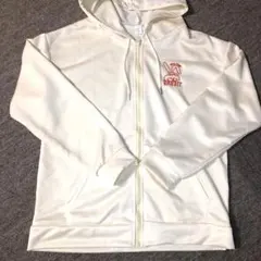 クリーム色　フードパーカー