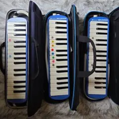 SUZUKI MELODION 鍵盤ハーモニカ 3台セットのサムネイル