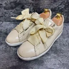 Item thumbnail for item 7db6e609-5583-4a8c-9944-c7500fd9f87d