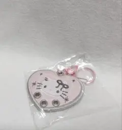 ✦ハローキティ 刺繍カスタムキーホルダー✦②デザインＢ✦