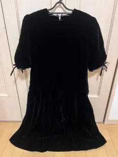 黒 ベルベット 半袖ワンピース