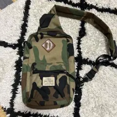 COEN 迷彩柄 ボディバッグ