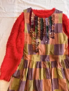 SAYOCAFE、フリルが印象的なパッチワークワンピース