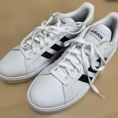 adidas ホワイト/ブラック グランドコート ベース 2.0 27.5cmのサムネイル