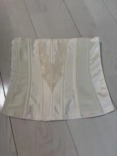 FOUR SIS & CO. ブライダルインナー　ウエストニッパー