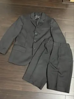 130 フォーマルスーツ