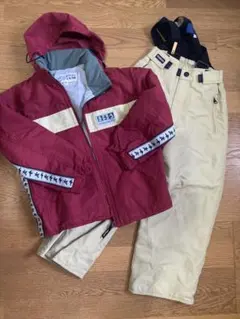 子ども用スキーウェアセット 赤・ベージュ　130cm、プレゼント付