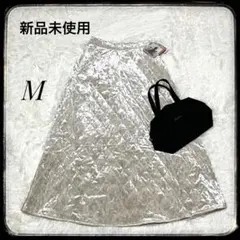 [新品] しまむら　クラッシュベロアキルティングスカート　マキシ丈　アイボリー