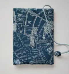 文庫本布のブックカバー　イギリスマップ