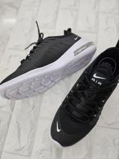 Nike Air Max AXIS ブラックスニーカー25.5
