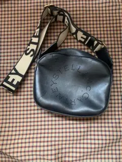STELLA McCARTNEY ブラックショルダーバッグ