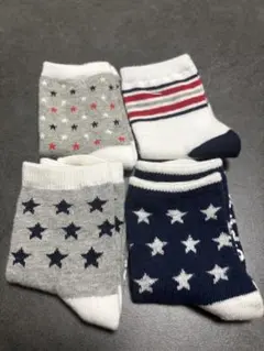 キッズ靴下 4足セット 星柄 ストライプ