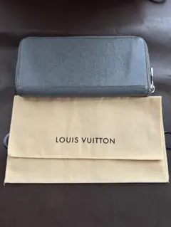 Item thumbnail for item b5031b3c-8d76-4cf2-b1f2-c78bc1bc05d0