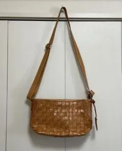 zucchero filato ブラウン編み込みレザーショルダーバッグ　小