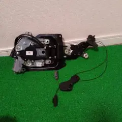 ダイハツ、アトレーの左側 純正電動 パワースライドモーターと