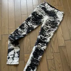 【美品】タイダイダメージストレッチパンツ　スリムパンツ　ダメージパンツ　スキニーのサムネイル