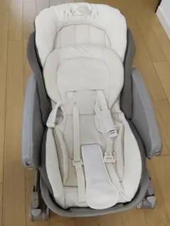 Aprica ユラリズムオート 電動ハイローチェア