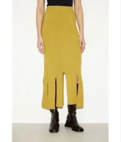 【美品】THROW ランダムスリット　リブニットスカート　マスタード