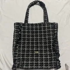 Item thumbnail for item 6955a2db-0e70-4851-9b10-b215c7c3489c