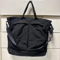 UNIQLO ユニクロC 2WAYユーティリティバッグ　ブラックのサムネイル