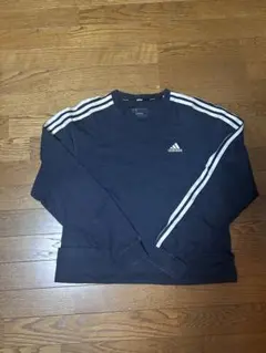 adidas ロンTのサムネイル