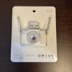 スリコ ミニトイカメラ　アイボリー　3coins