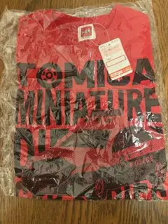 トミカ　 赤 Tシャツ　120